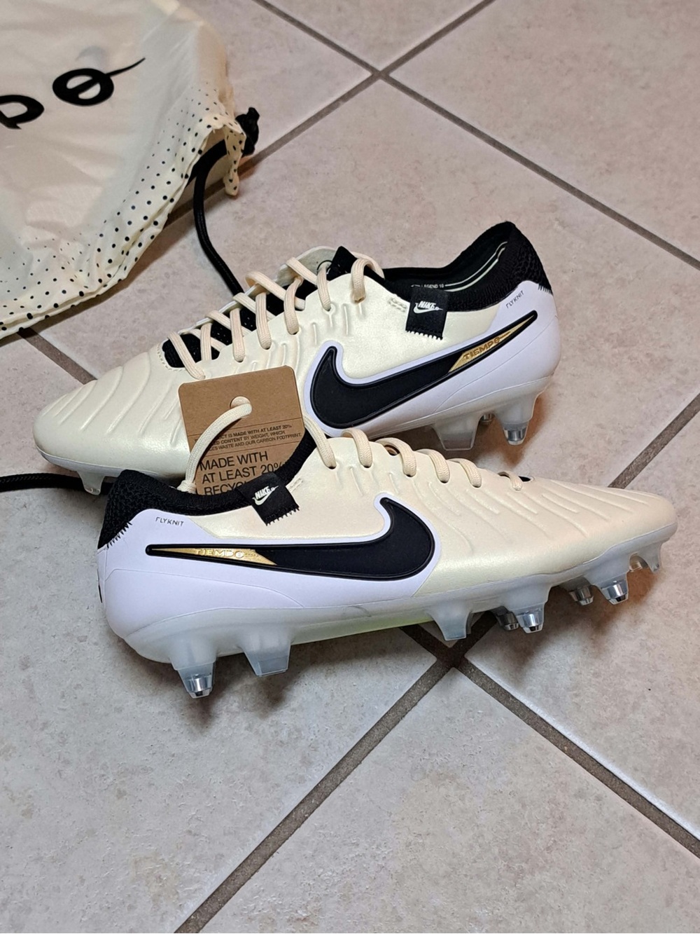 Nike Tiempo Legend 10 Elite SG "Mad Ready Pack" - Men's size 7.5